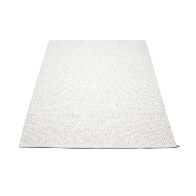 Svea Plastic Carpet 140x220 cm Pappelina